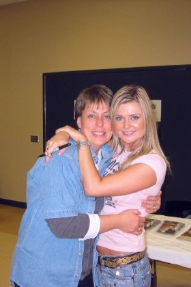 Beverley Mahood with Grand Prize Winner Karen Hendry